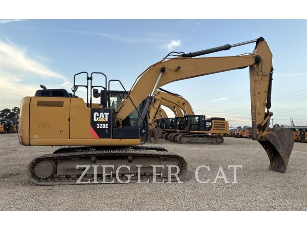 CAT 320E Gravemaskiner på larvebånd