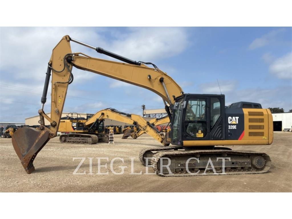 CAT 320E Bagri goseničarji