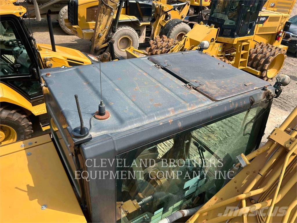 CAT 320E Excavatoare pe șenile