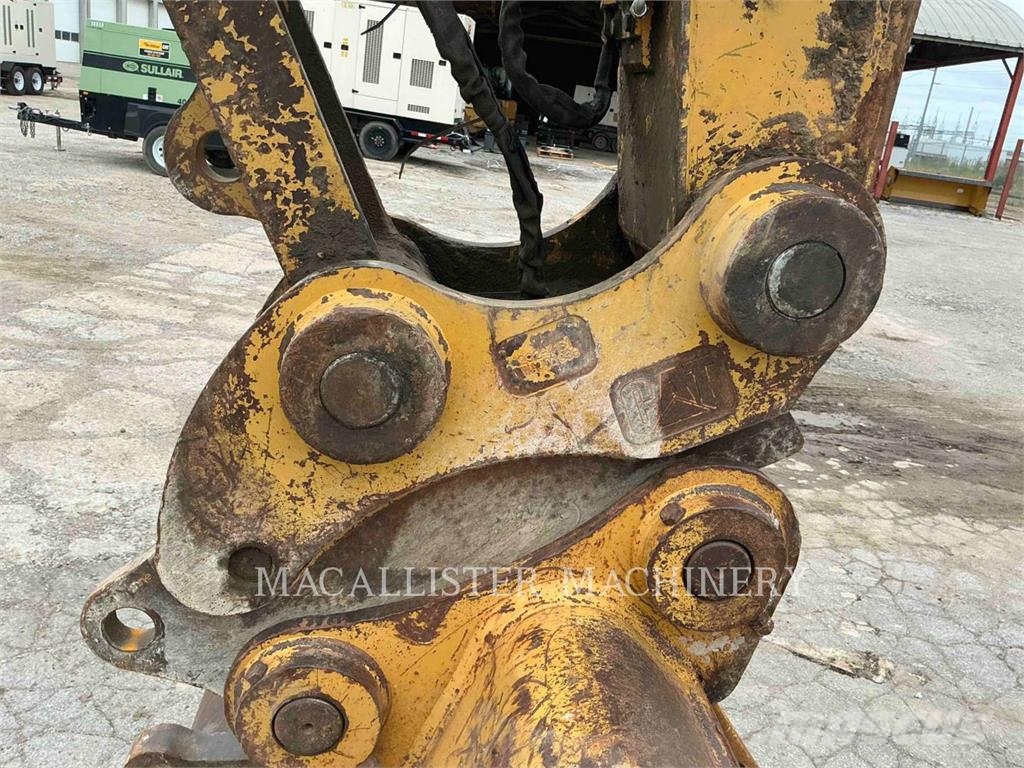 CAT 320EL حفارات زحافة
