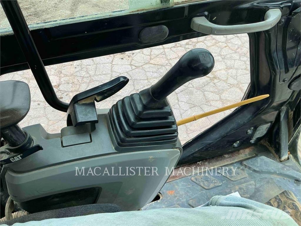 CAT 320EL حفارات زحافة