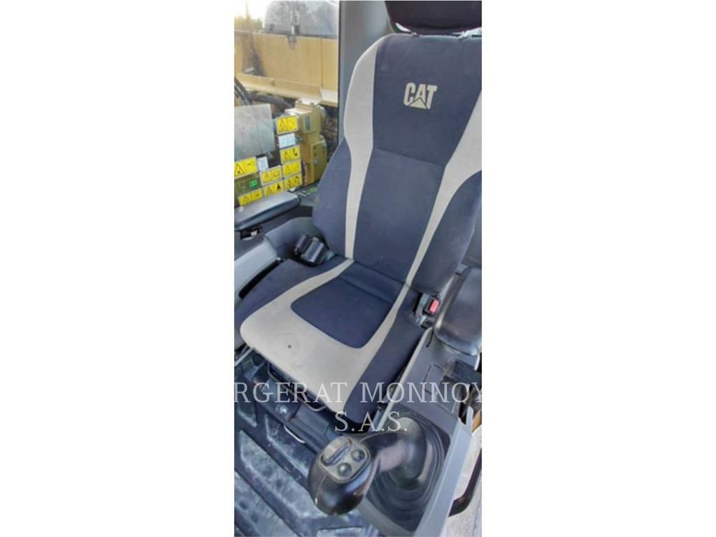 CAT 320F Pelle sur chenilles