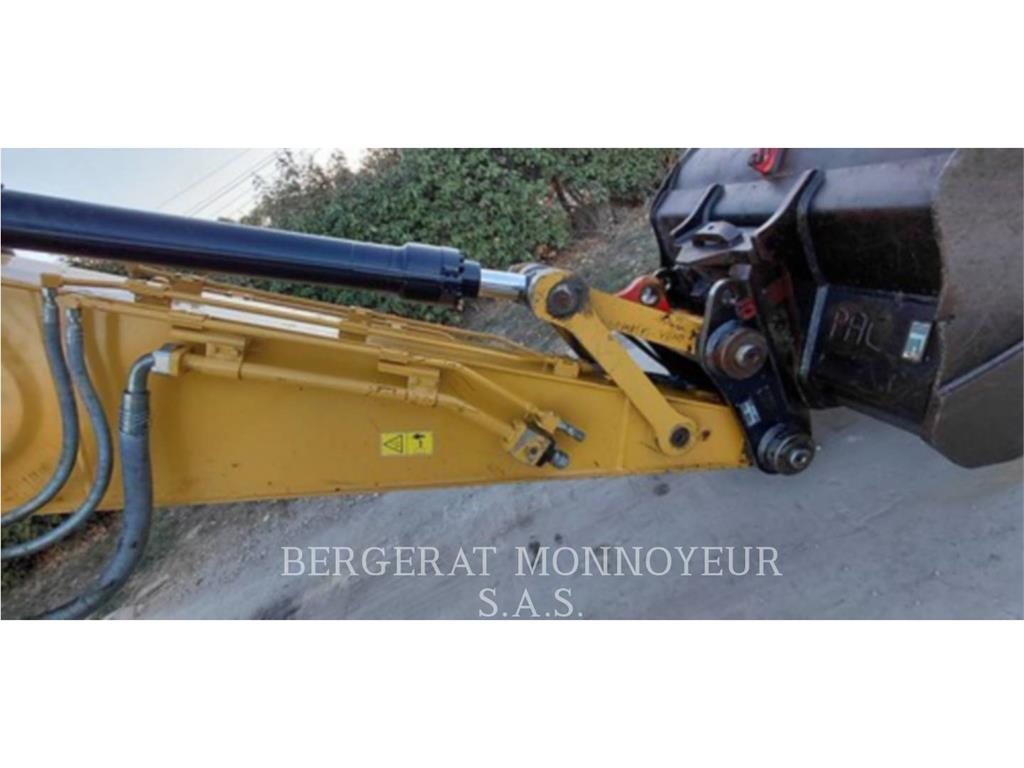 CAT 320F Pelle sur chenilles