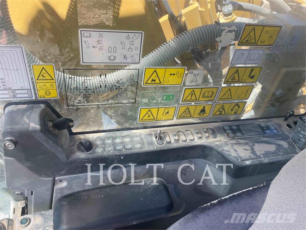 CAT 320FL Bagri goseničarji