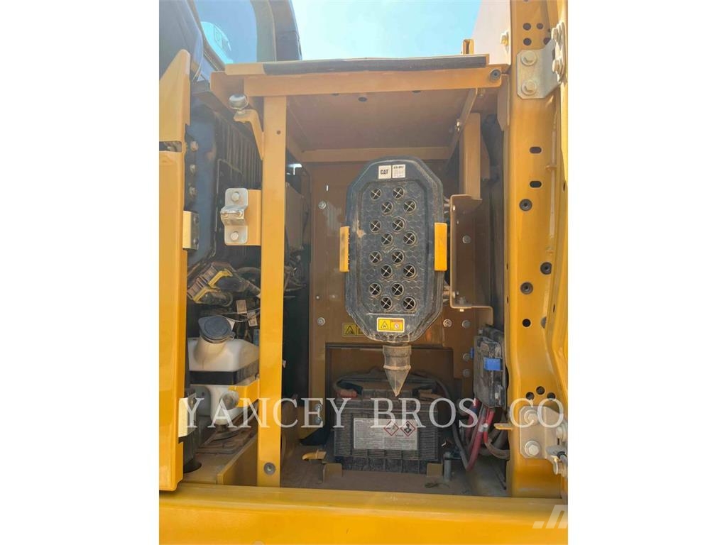 CAT 320GC 履带挖掘机