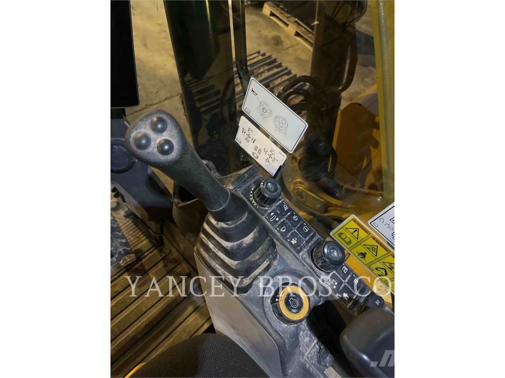 CAT 320GC 履带挖掘机