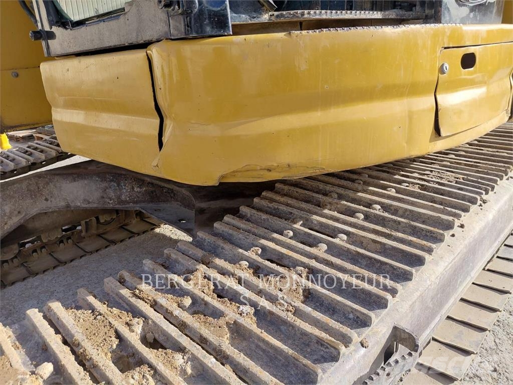 CAT 321D CR Pelle sur chenilles