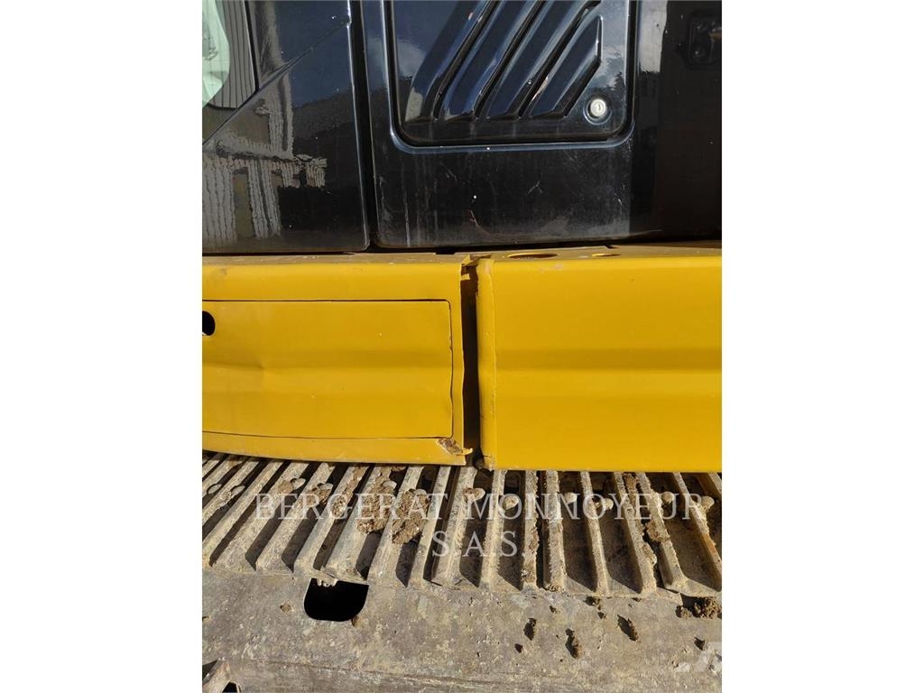 CAT 321D CR Pelle sur chenilles