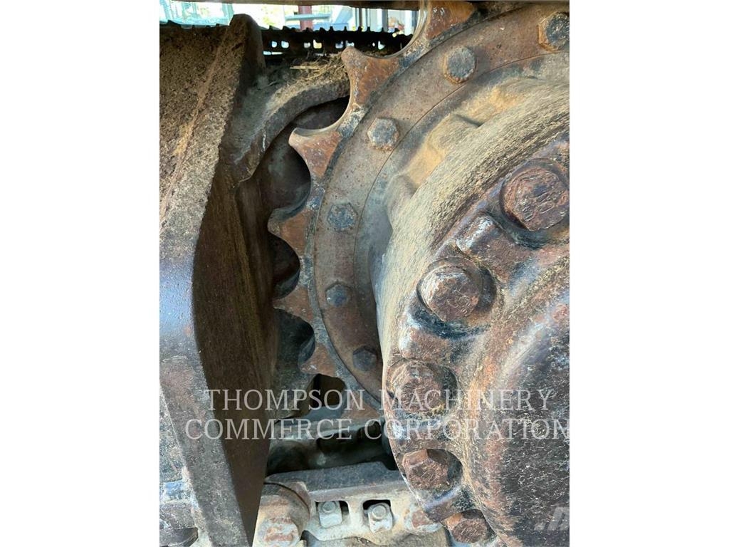 CAT 322CL Kāpurķēžu ekskavatori