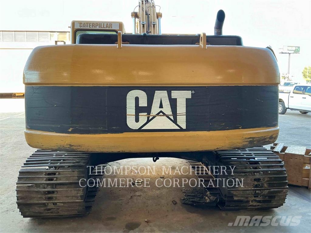 CAT 322CL Kāpurķēžu ekskavatori