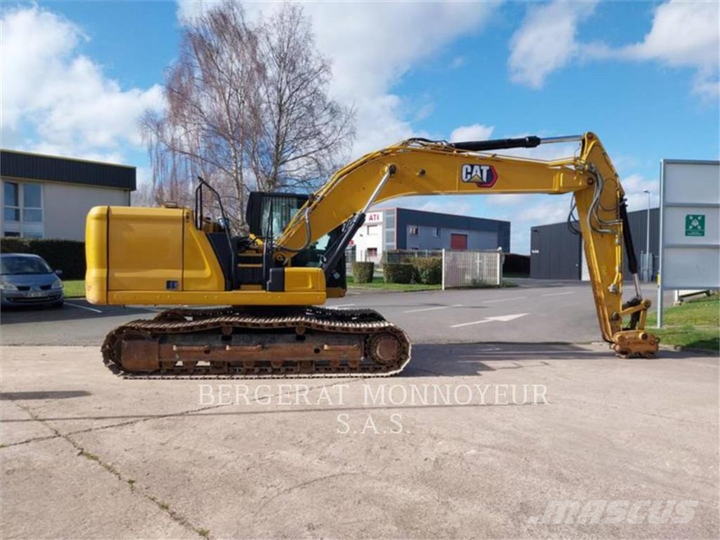 CAT 323 Vikšriniai ekskavatoriai