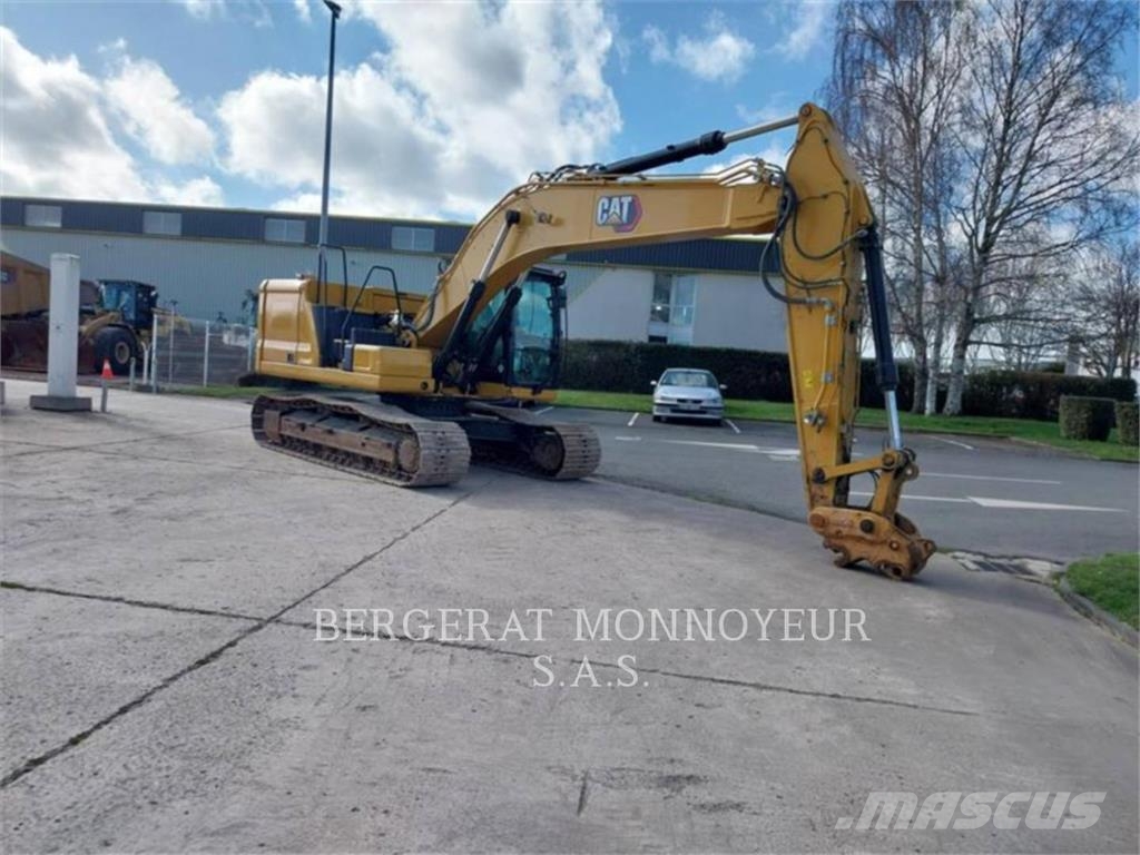 CAT 323 Vikšriniai ekskavatoriai