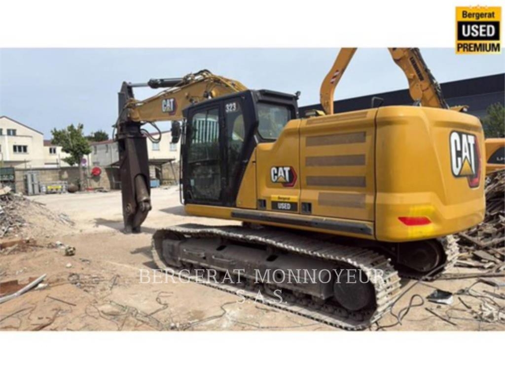 CAT 323 Excavadoras sobre orugas