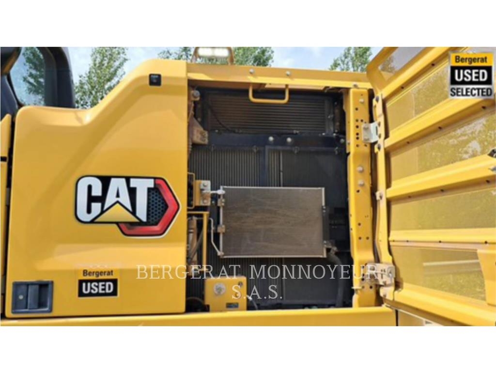 CAT 323 Escavatori cingolati