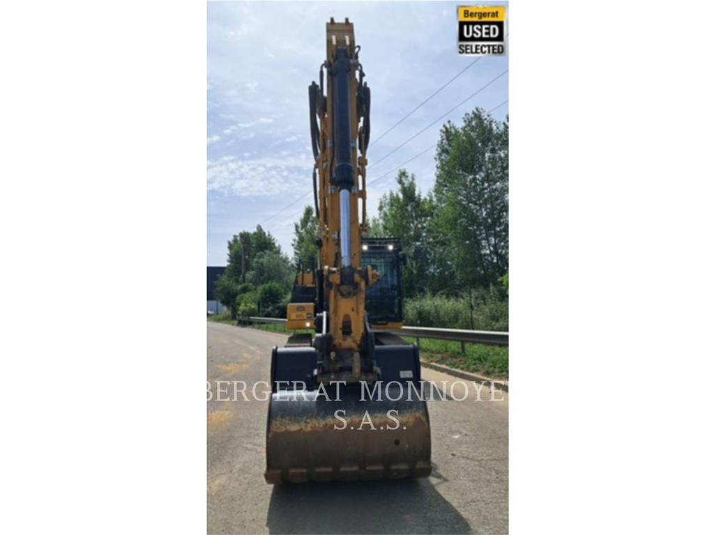 CAT 323 Escavatori cingolati