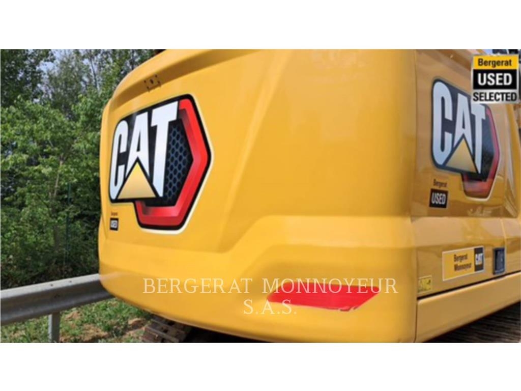CAT 323 Escavatori cingolati