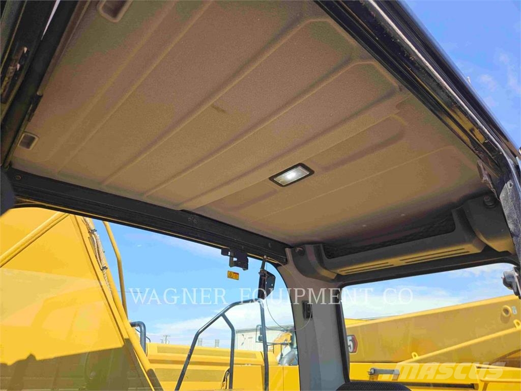 CAT 323 Bandgrävare