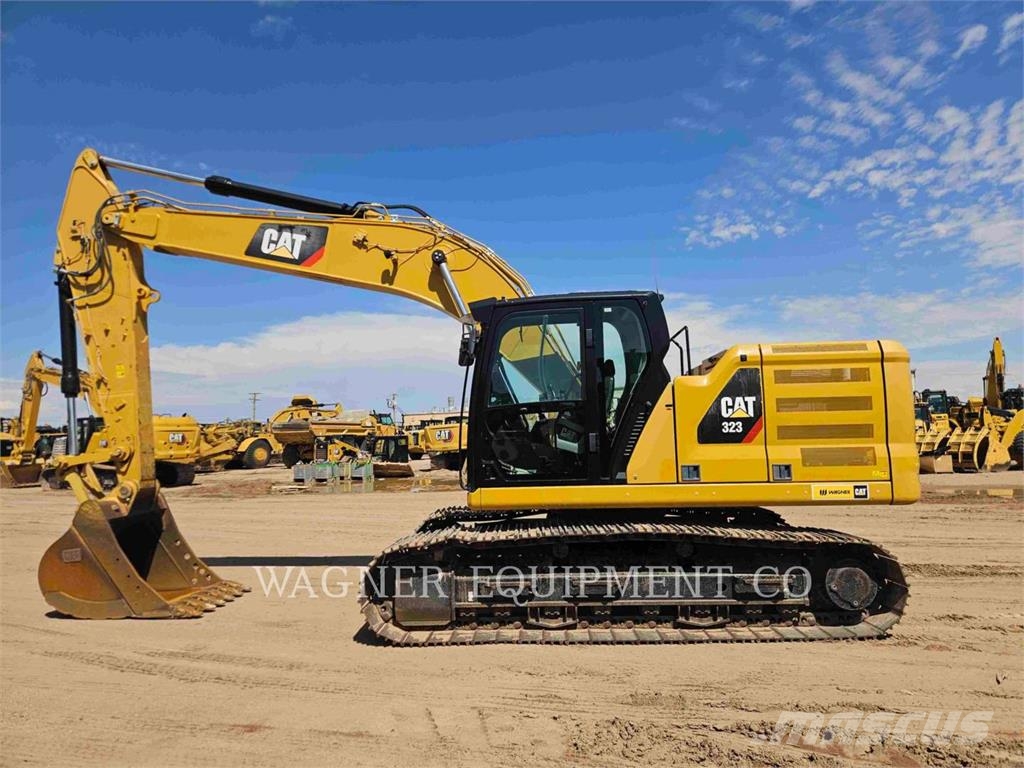 CAT 323 Bandgrävare