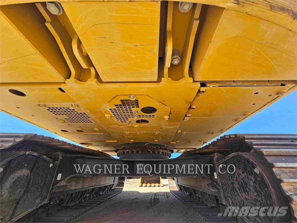 CAT 323 Bandgrävare