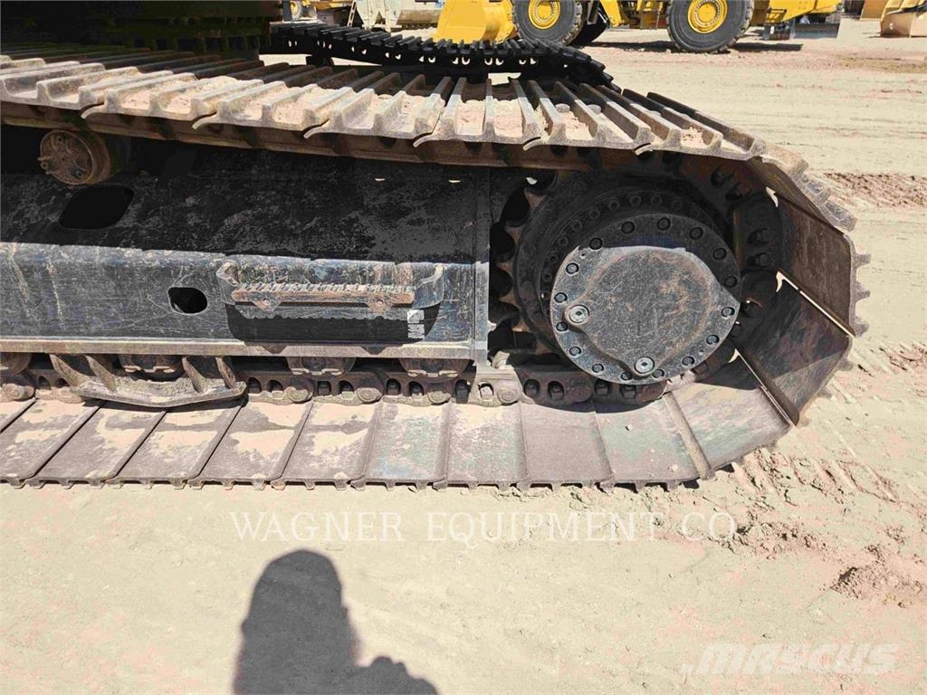 CAT 323 Bandgrävare