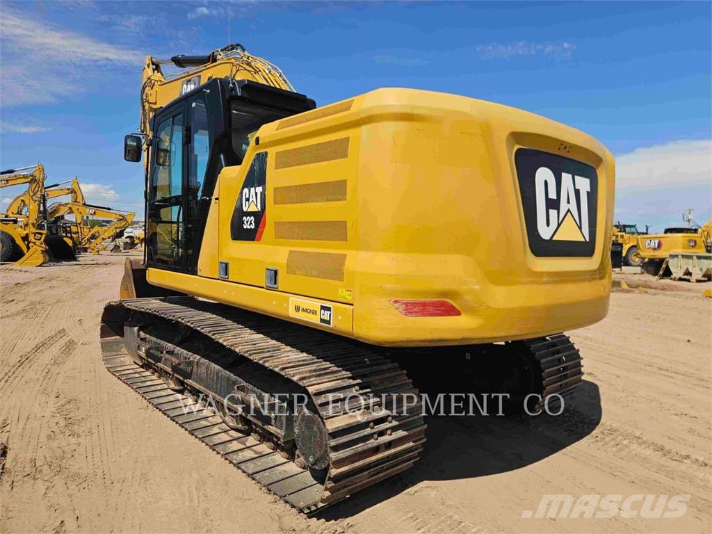 CAT 323 Bandgrävare