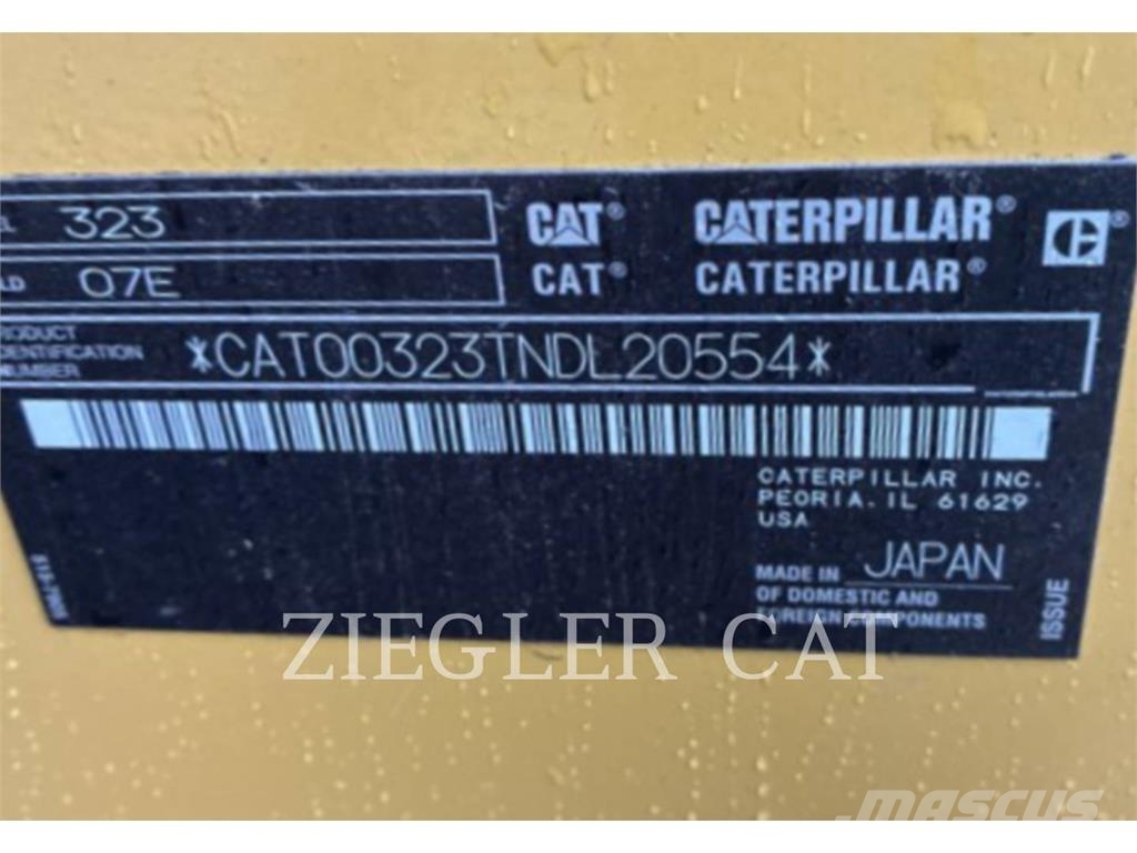 CAT 323 Гусеничные экскаваторы