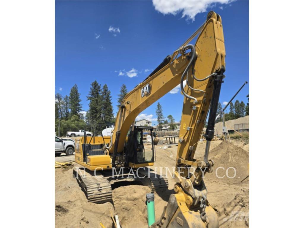 CAT 323 Pelle sur chenilles