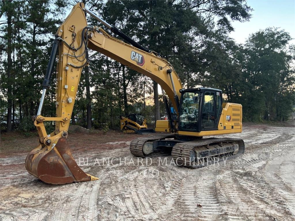 CAT 323 Lánctalpas kotrók