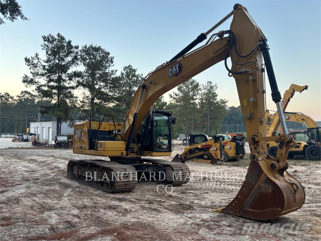 CAT 323 Lánctalpas kotrók
