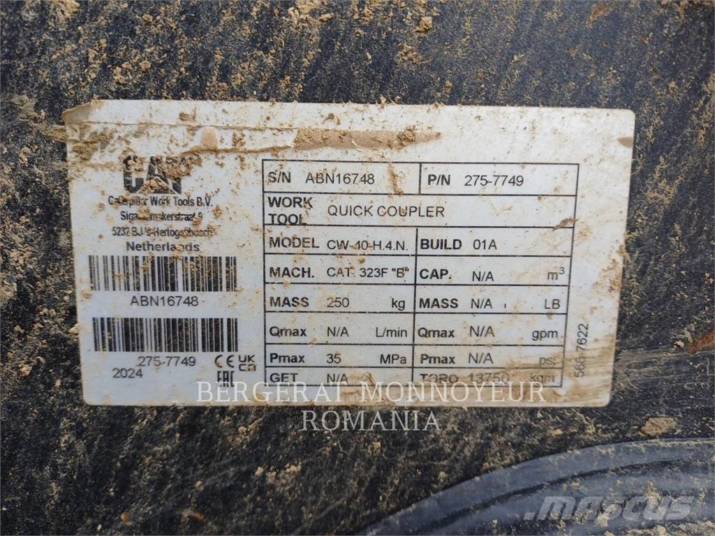 CAT 323-07 Rupsgraafmachines