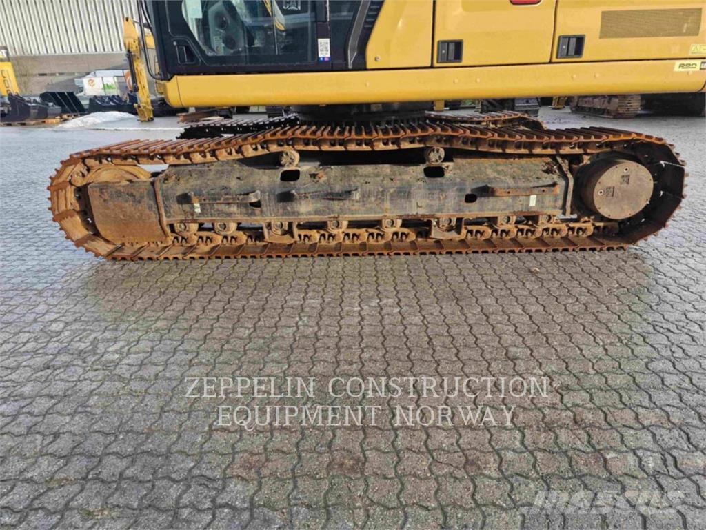 CAT 323-07 Bagri goseničarji