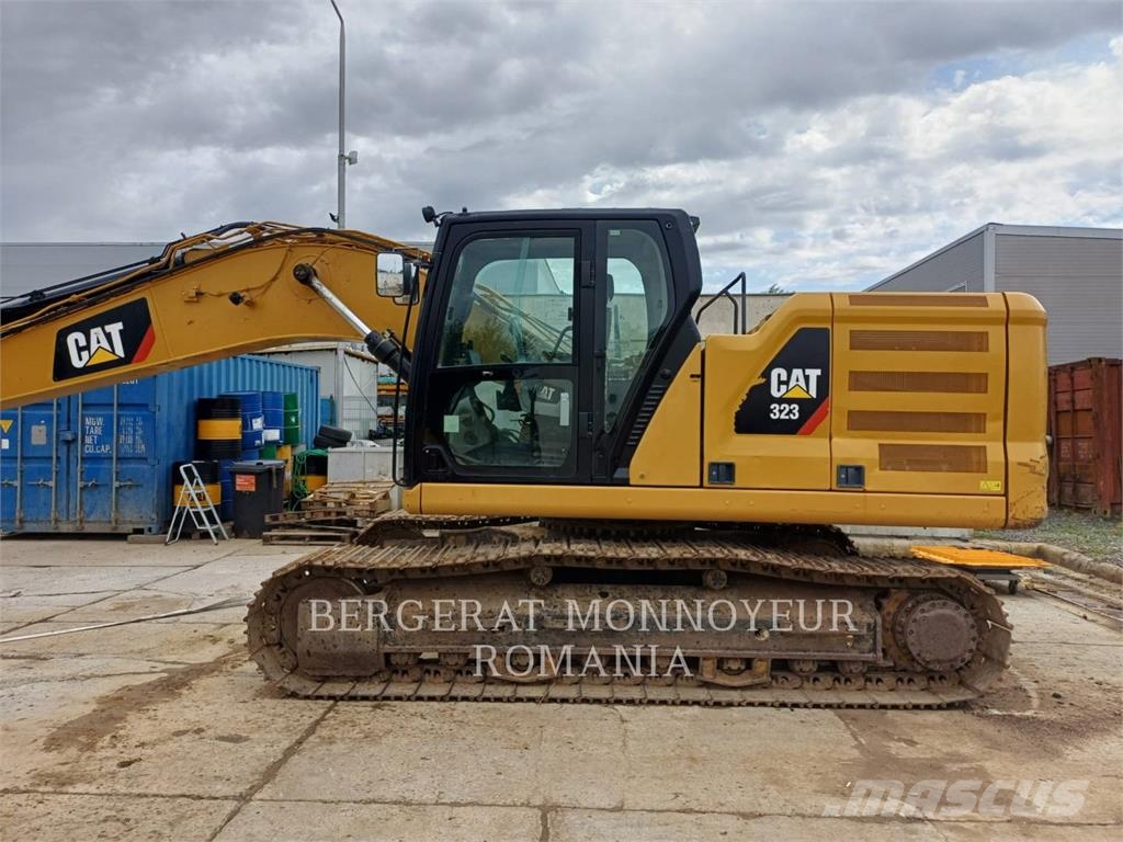 CAT 323-07 Rupsgraafmachines