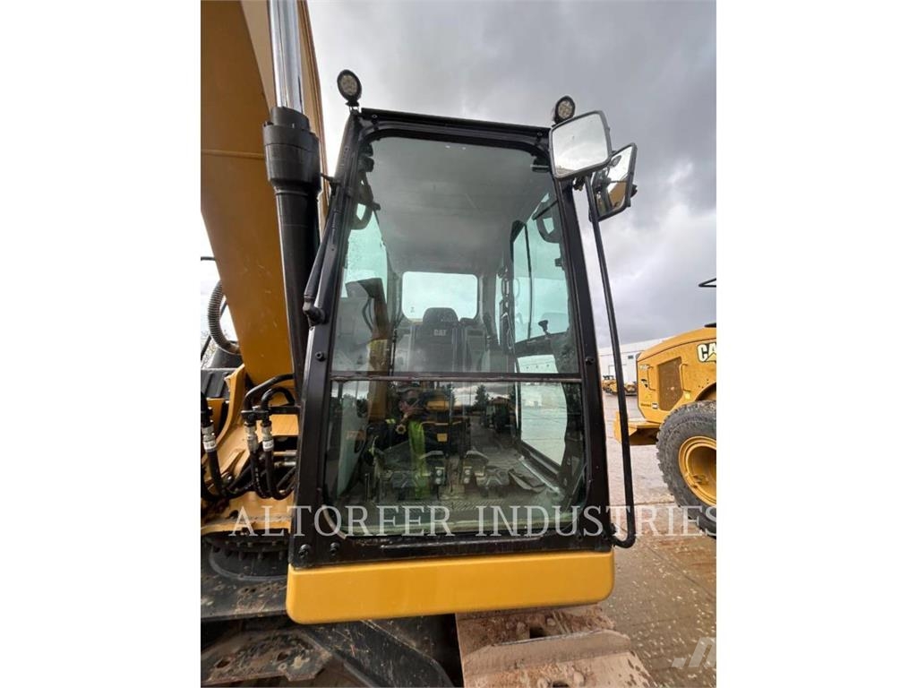 CAT 323-07 Koparki gąsienicowe