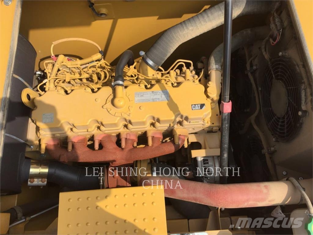 CAT 323-07 Escavadeiras de esteiras