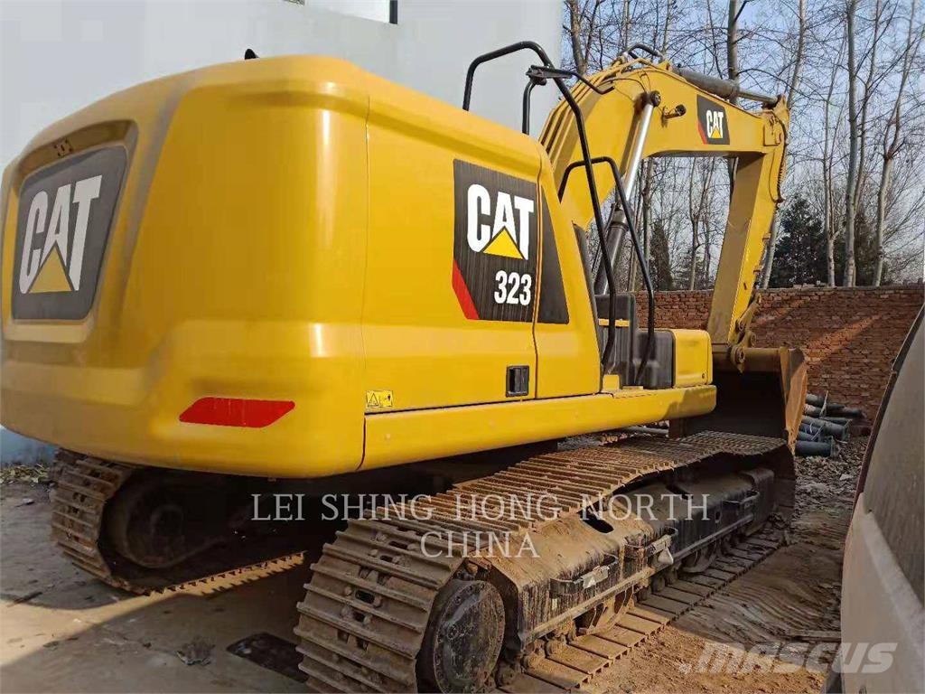 CAT 323-07 Escavadeiras de esteiras