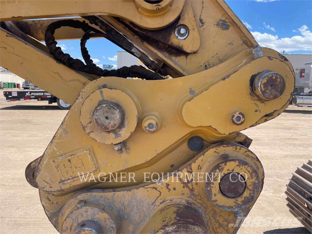 CAT 323-07 Rupsgraafmachines