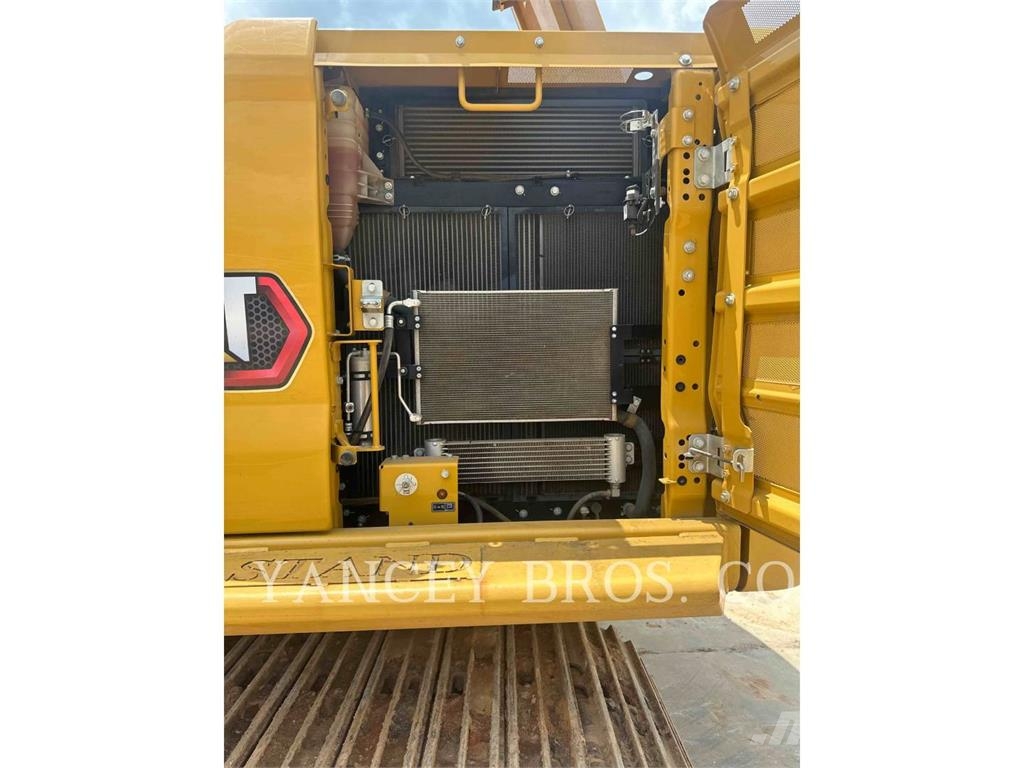 CAT 323 HTH 履带挖掘机