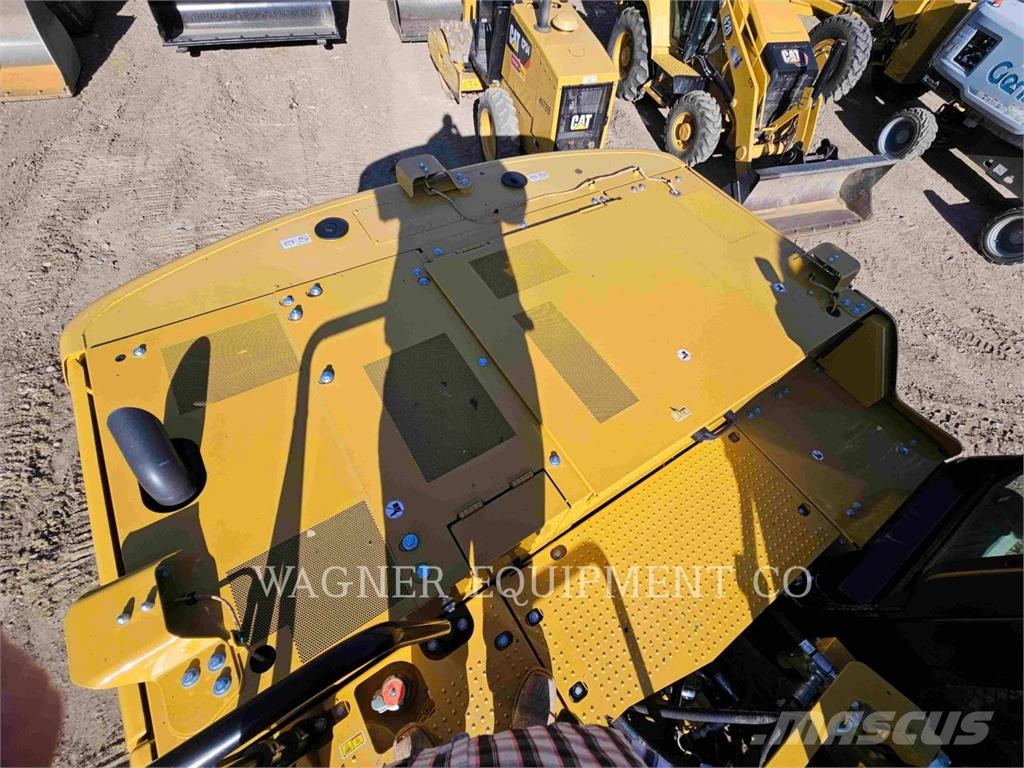 CAT 32307 Gravemaskiner på larvebånd