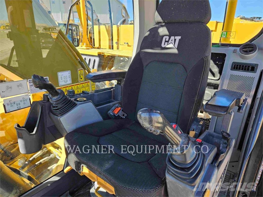 CAT 32307 Gravemaskiner på larvebånd
