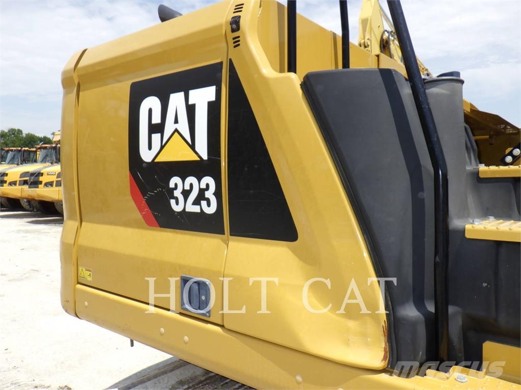 CAT 32307 Escavadeiras de esteiras