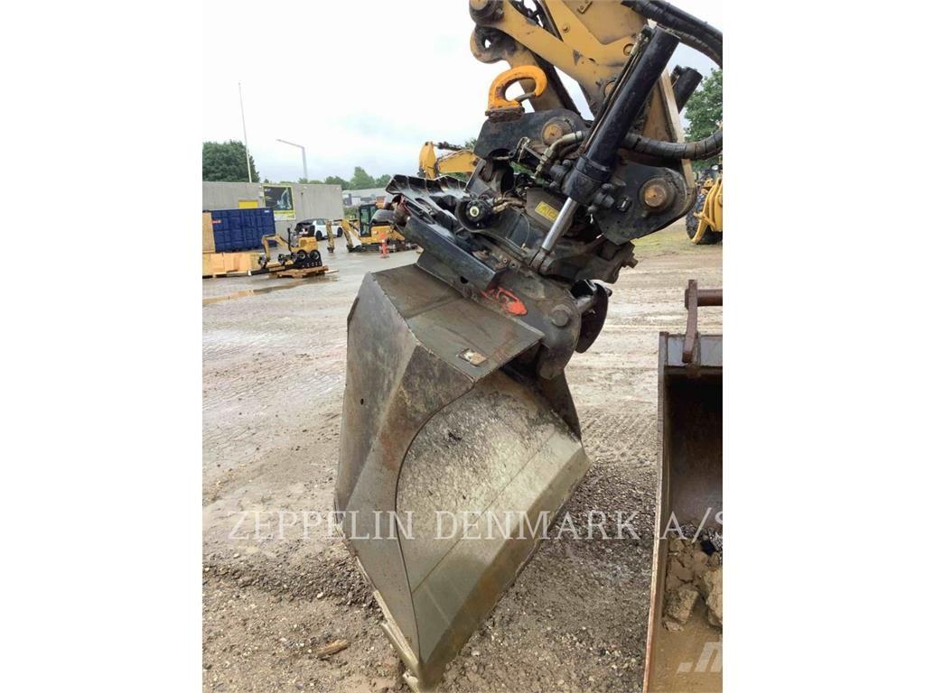 CAT 32307 Rupsgraafmachines