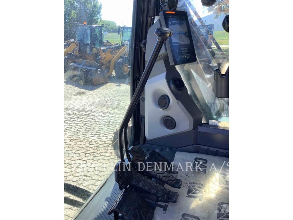 CAT 32307 Rupsgraafmachines