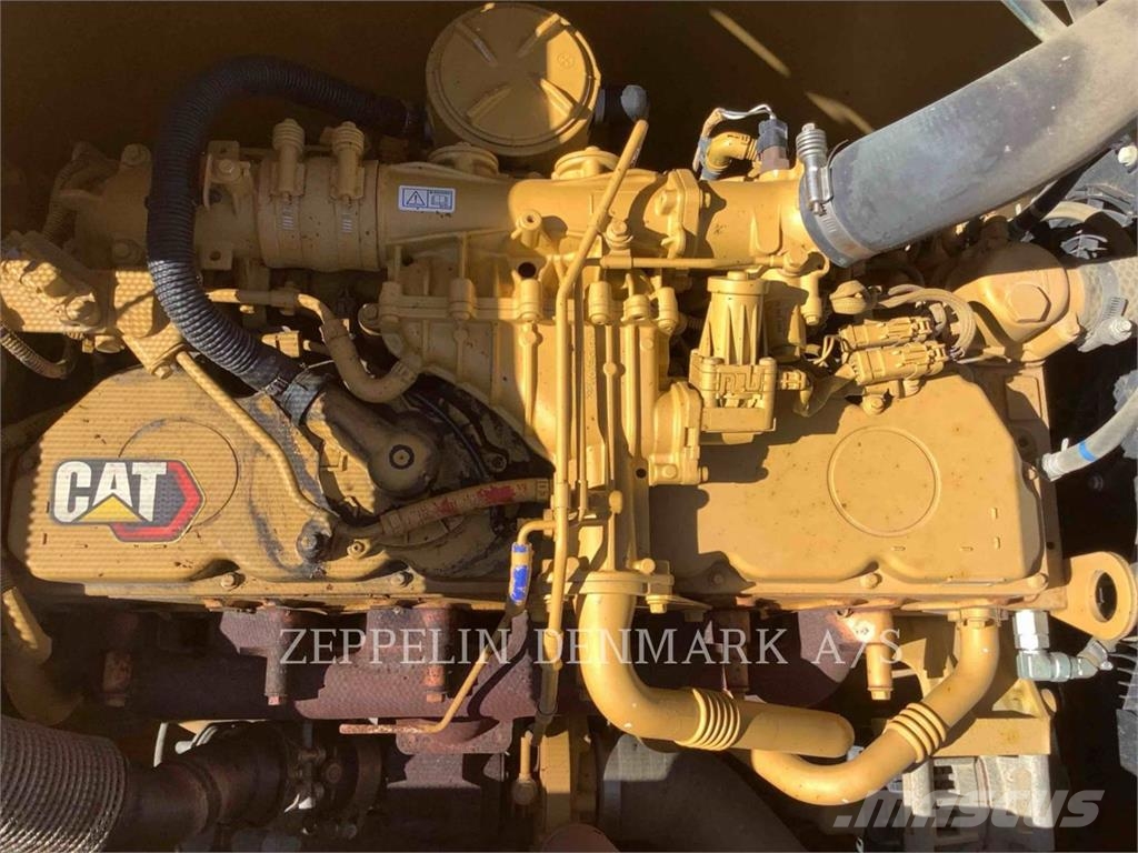 CAT 32307 Rupsgraafmachines