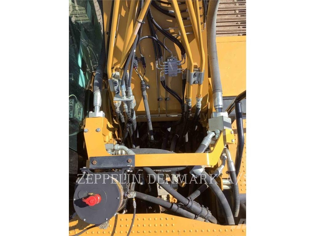 CAT 32307 Rupsgraafmachines