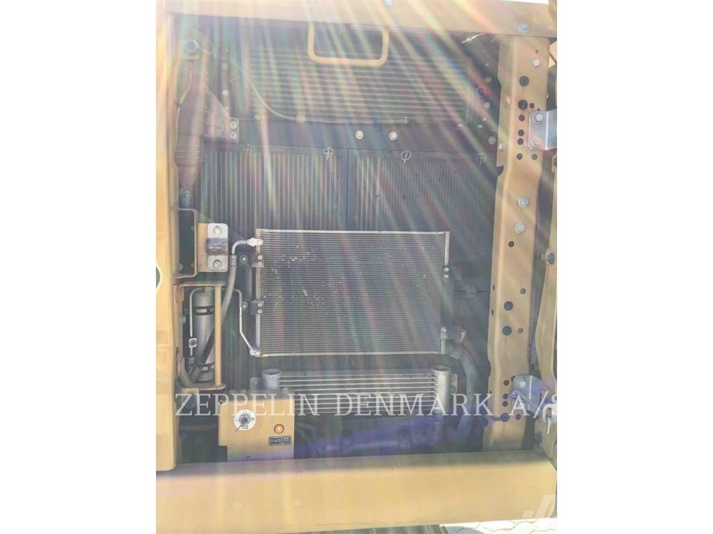 CAT 32307 Rupsgraafmachines