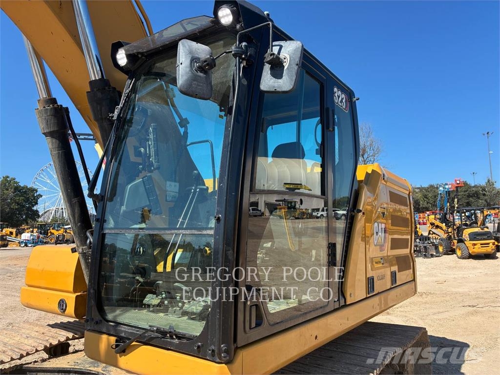 CAT 32307 Bagri goseničarji