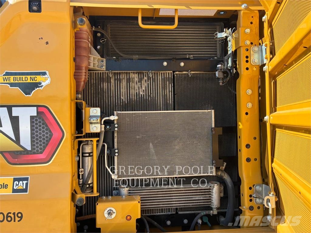 CAT 32307 Bagri goseničarji