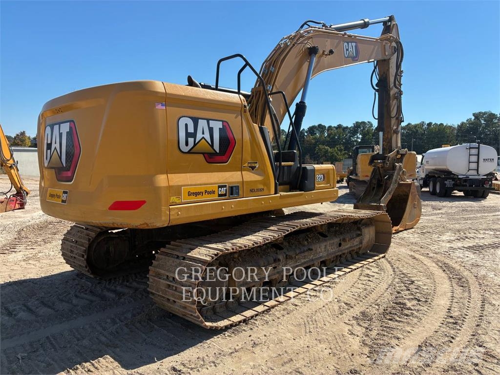 CAT 32307 Bagri goseničarji