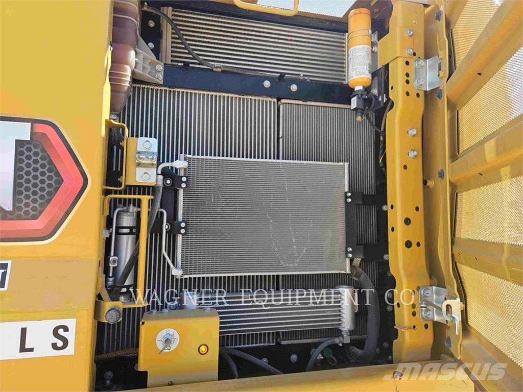 CAT 32307 Pelle sur chenilles