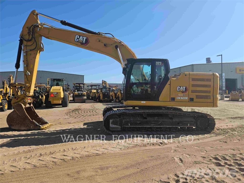 CAT 32307 Pelle sur chenilles